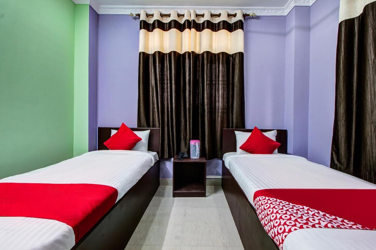 Oyo 13927 Green View Guest House Dispur Extérieur photo